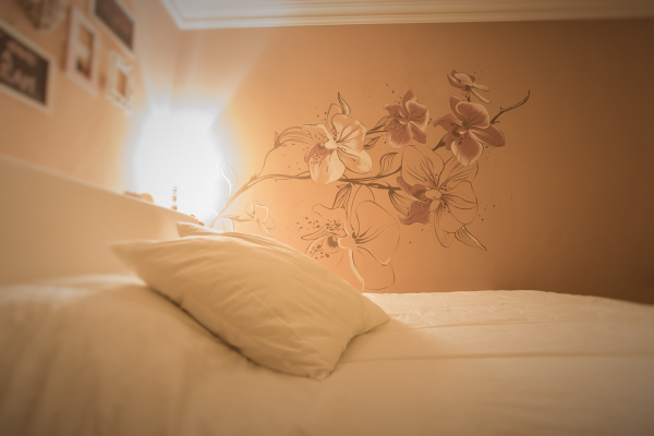 decorazione camera in stile floreale romantico